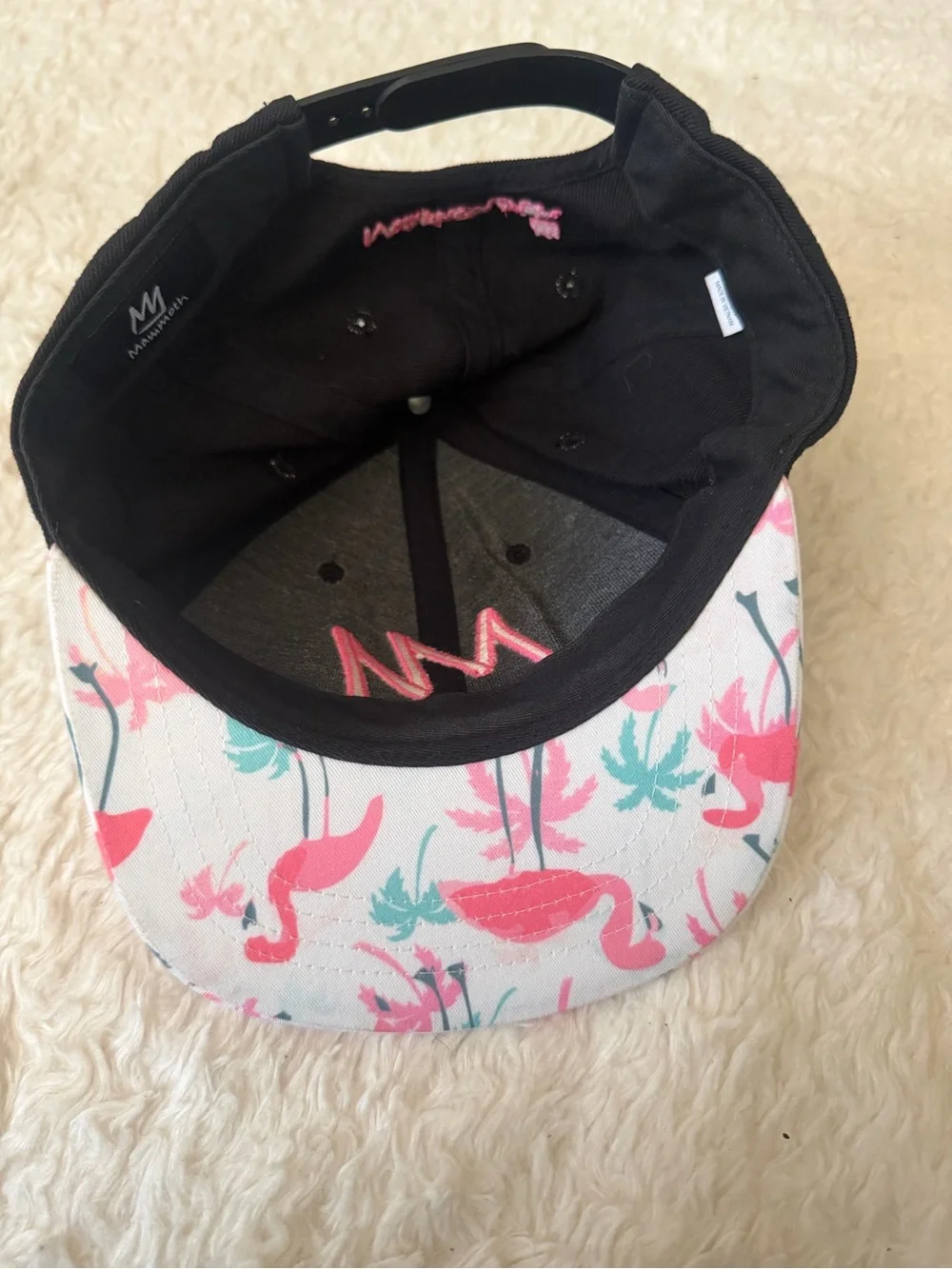 N/A black fitted